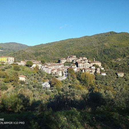 Casa Vacanze La Tosca Castelvecchio  ภายนอก รูปภาพ